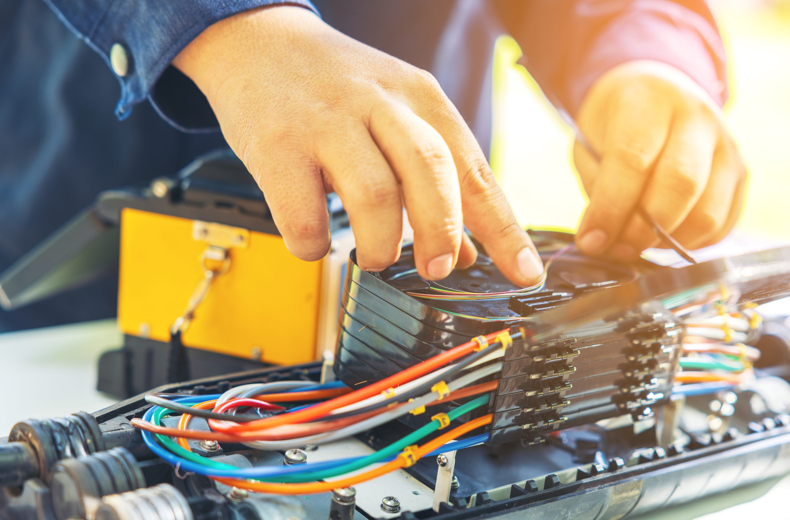 Fusion Splice เชื่อมต่อสาย Fiber Optic และการทดสอบสาย